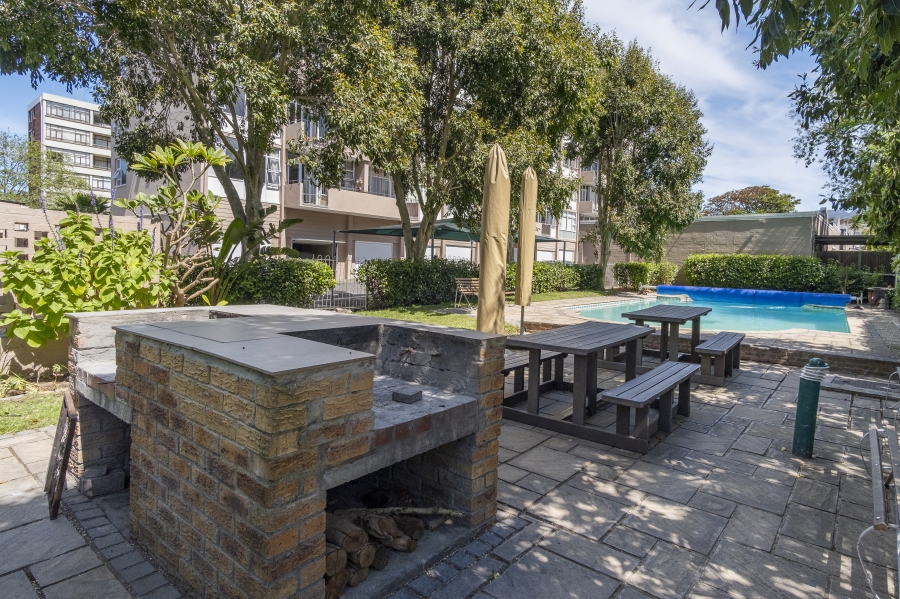 2 Bedroom Property for Sale in Kenilworth Western Cape